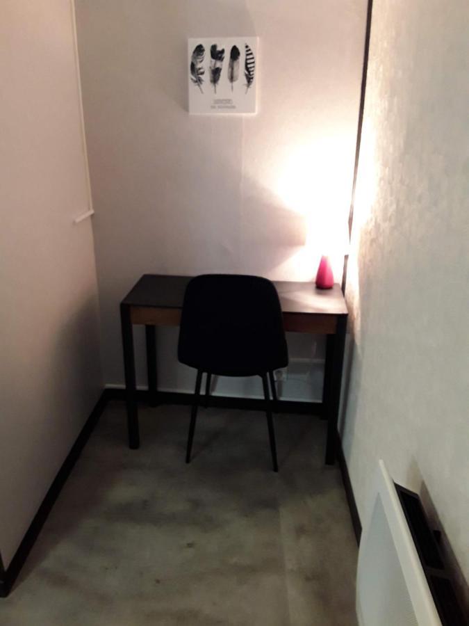 La Chambre D'A Cote Doulezon Bagian luar foto